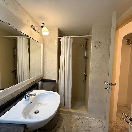 Casa Agave, Sul Porto Di - Salina Prázdninový dům Malfa (Salina)